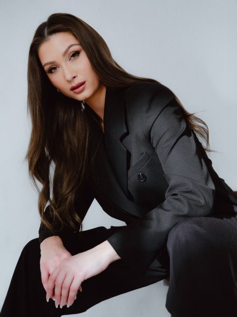 Árki Dominika portréfotó
